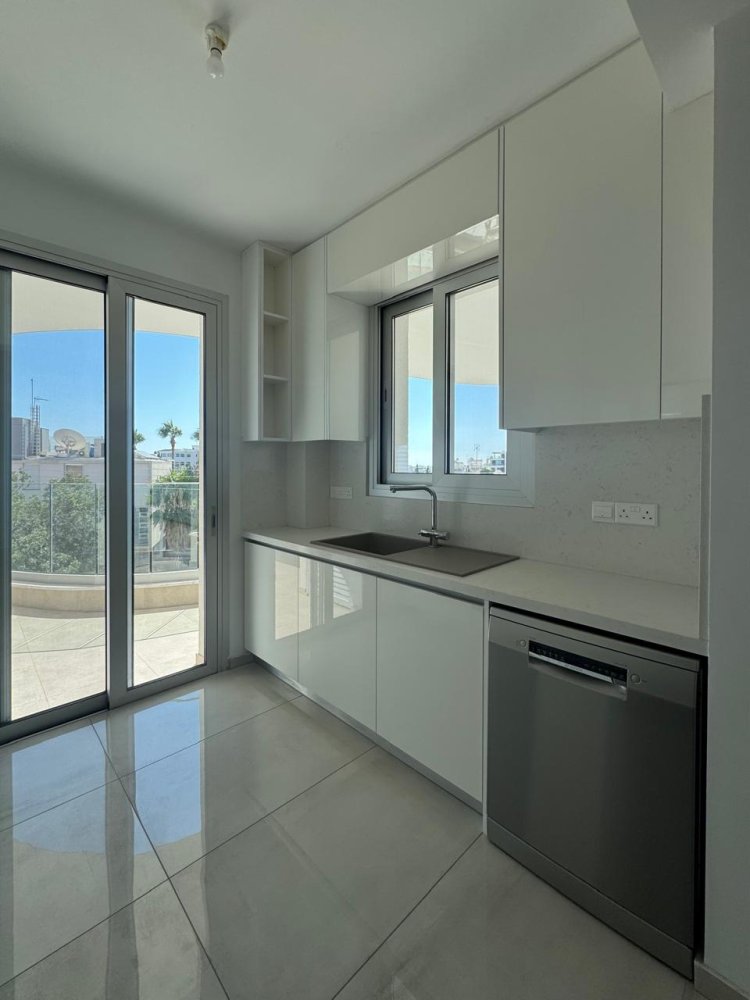 2 bedrooms Apartment in Germasogeia, Limassol, Cyprus No. 62156