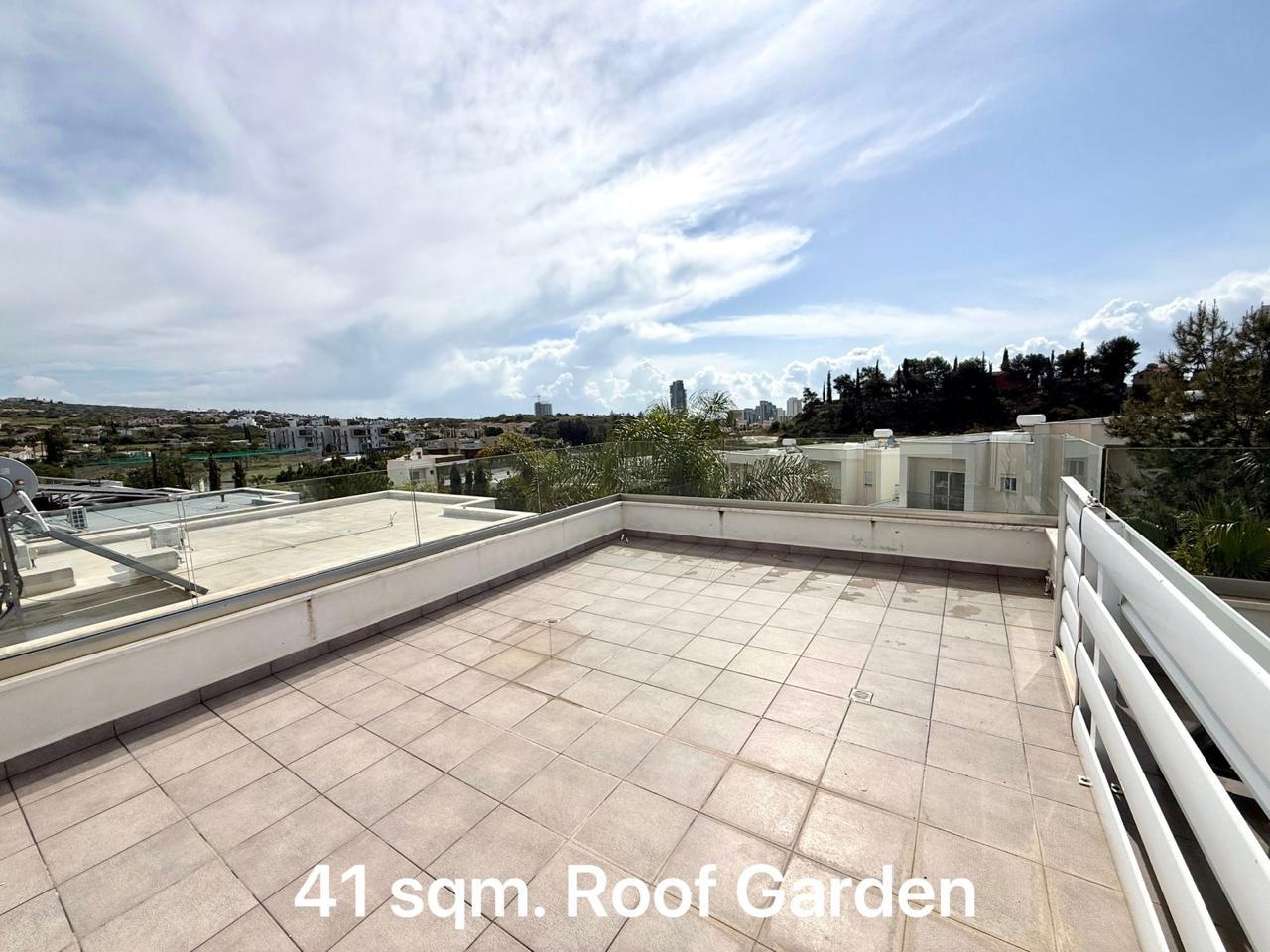 3 bedrooms Townhouse in Mouttagiaka, Limassol, Cyprus No. 62200