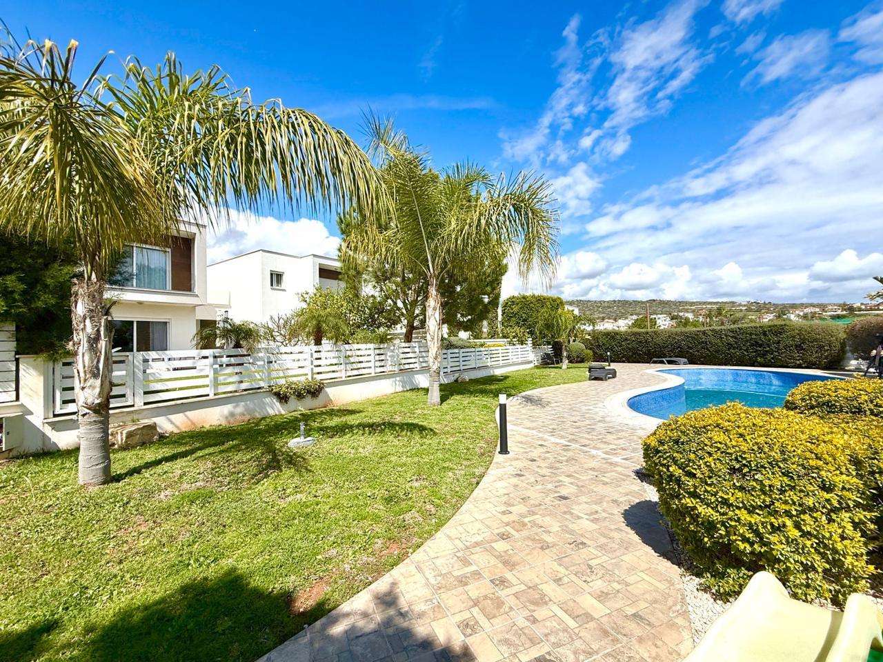3 bedrooms Townhouse in Mouttagiaka, Limassol, Cyprus No. 62200