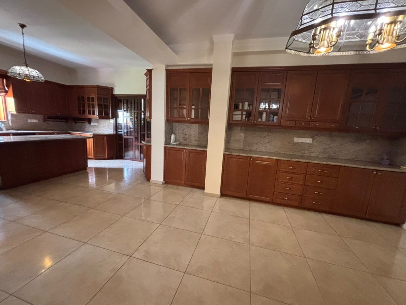 4 bedrooms Apartment in Paphos, Cyprus No. 61094