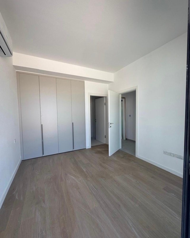 2 bedrooms Apartment in Limassol, Cyprus No. 62163