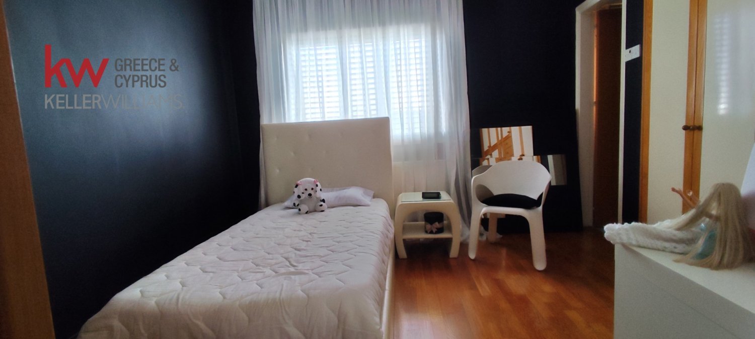 3 bedrooms Apartment in Nicosia, Cyprus No. 39999