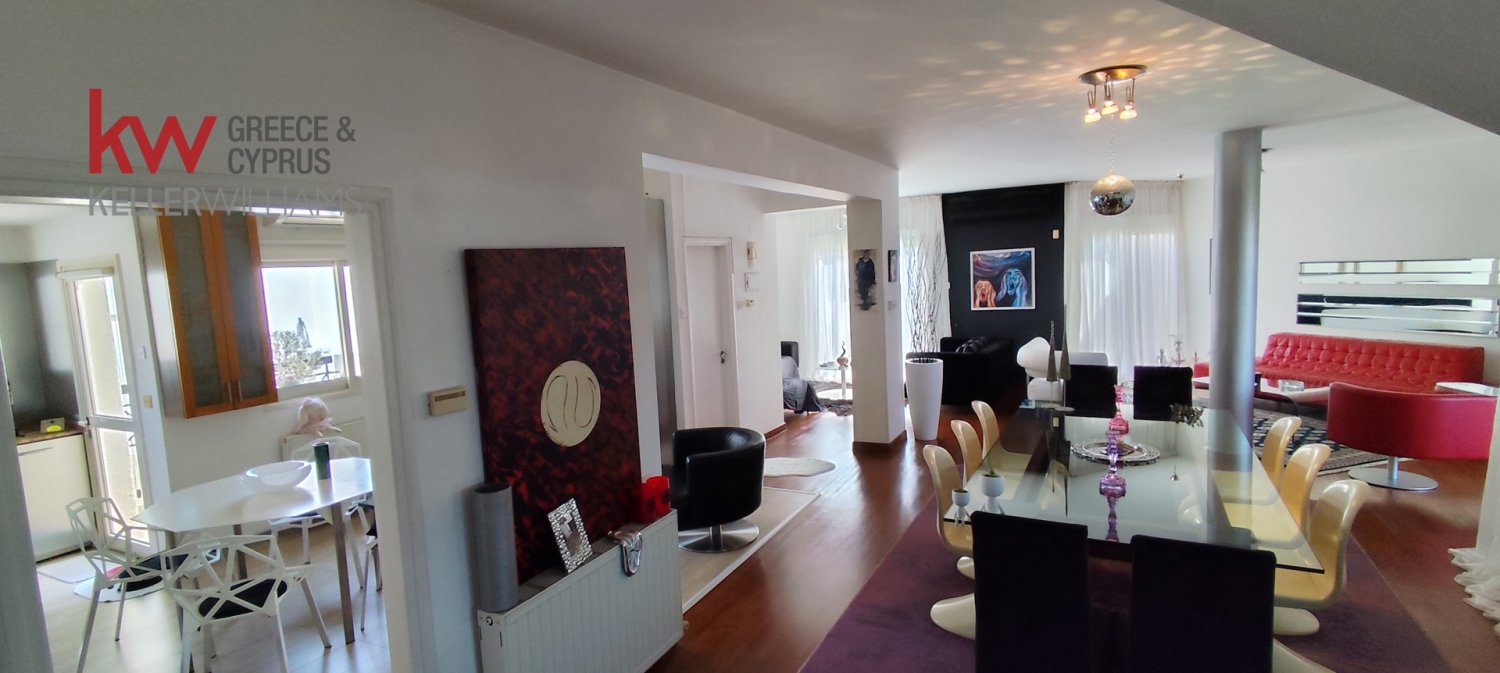 3 bedrooms Apartment in Nicosia, Cyprus No. 39999