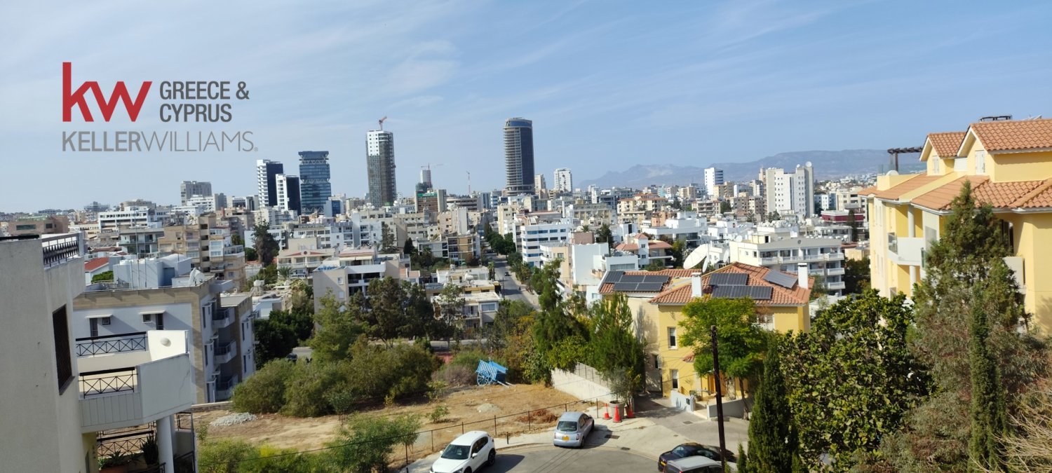 3 bedrooms Apartment in Nicosia, Cyprus No. 39999