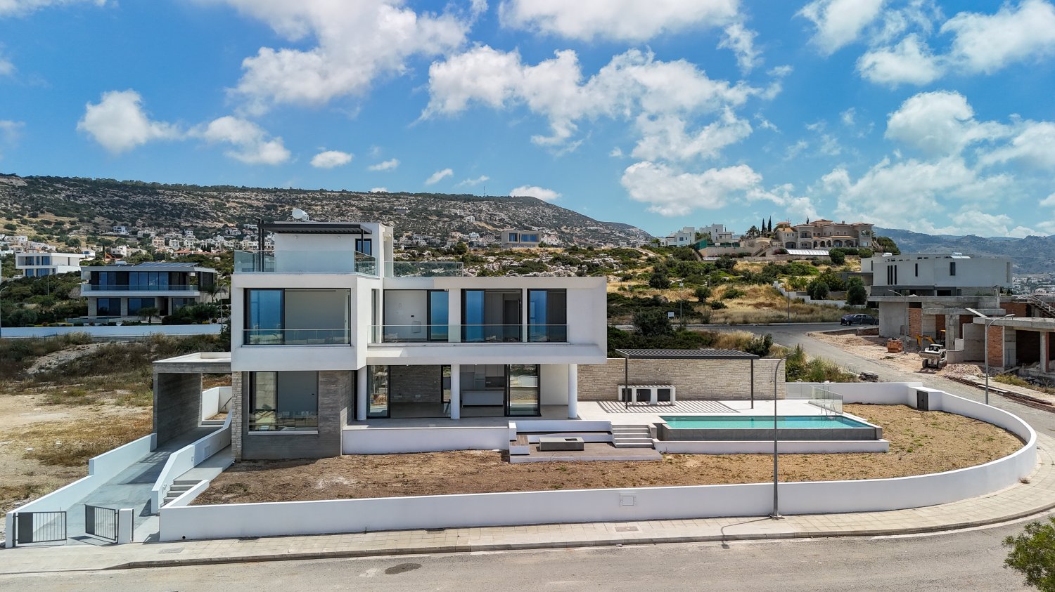 4 bedrooms Villa in Pegeia, Paphos, Cyprus No. 62747