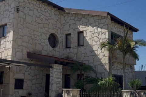 4 bedrooms Villa in Livadia, Larnaka, Cyprus No. 61797