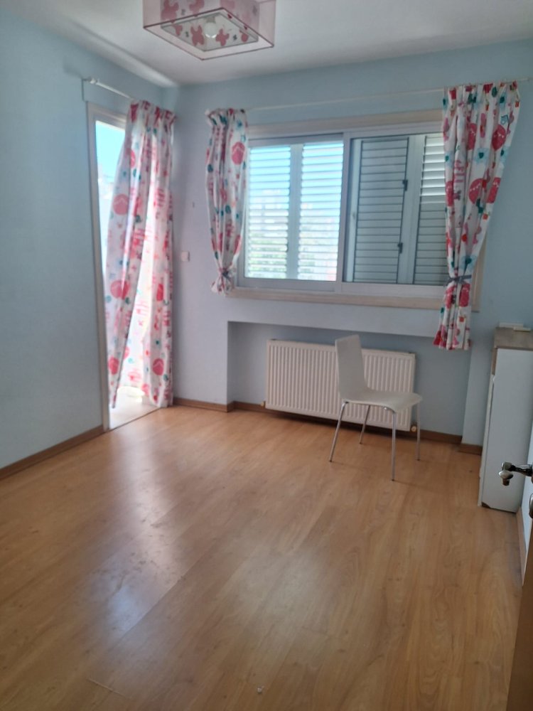 4 bedrooms Apartment in Strovolos, Nicosia, Cyprus No. 61612