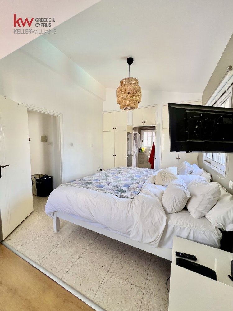 5 bedrooms Villa in Oroklini, Larnaka, Cyprus No. 51821