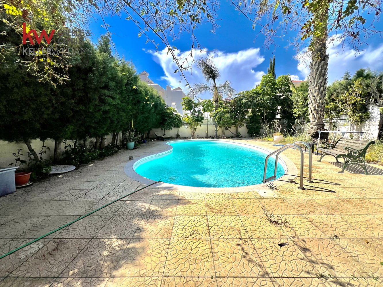 5 bedrooms Villa in Oroklini, Larnaka, Cyprus No. 51821