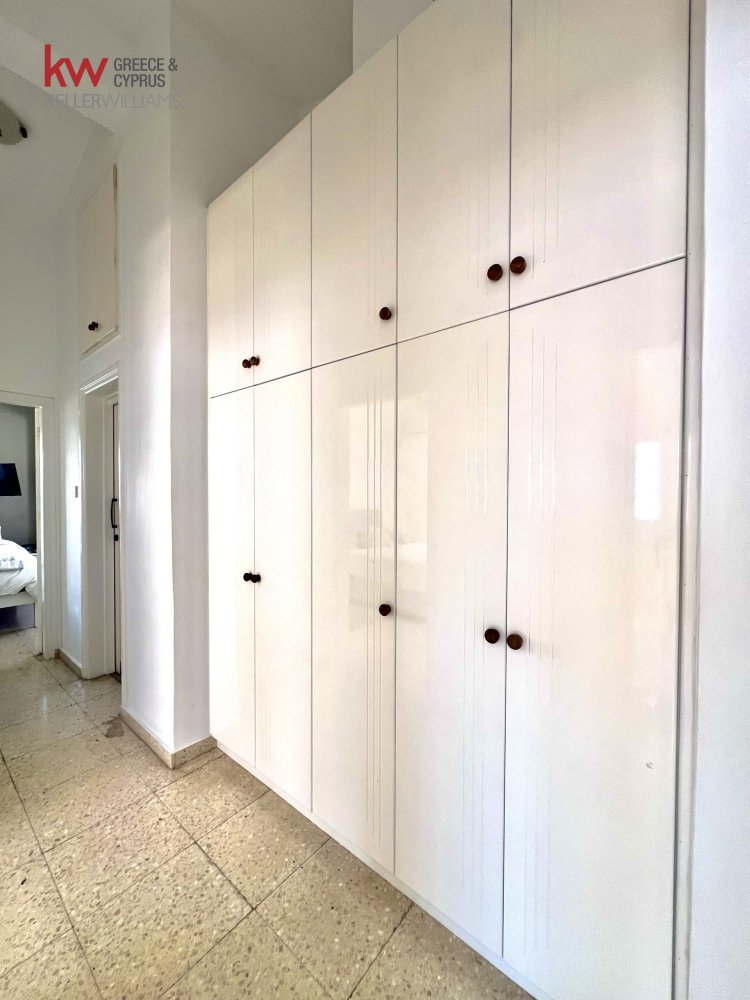 5 bedrooms Villa in Oroklini, Larnaka, Cyprus No. 51821