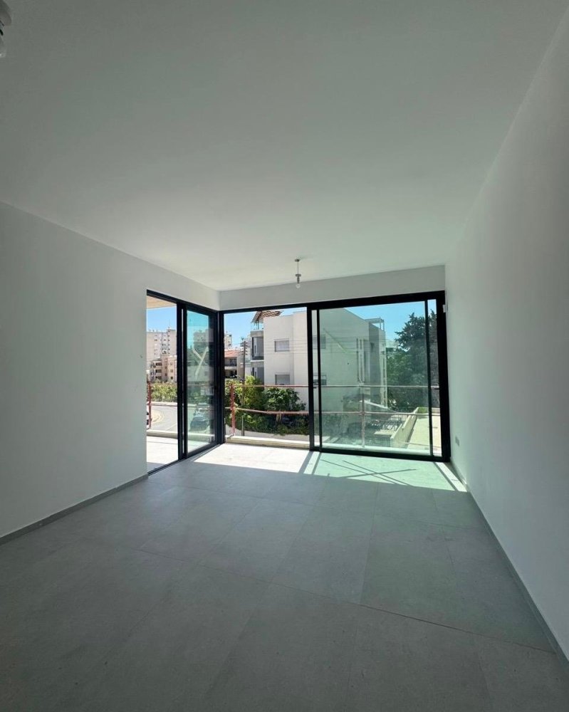 2 bedrooms Apartment in Limassol, Cyprus No. 62162