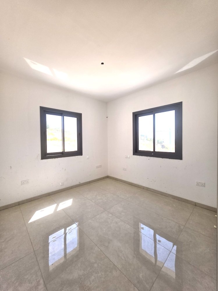 4 bedrooms Townhouse in Ypsonas, Limassol, Cyprus No. 62338