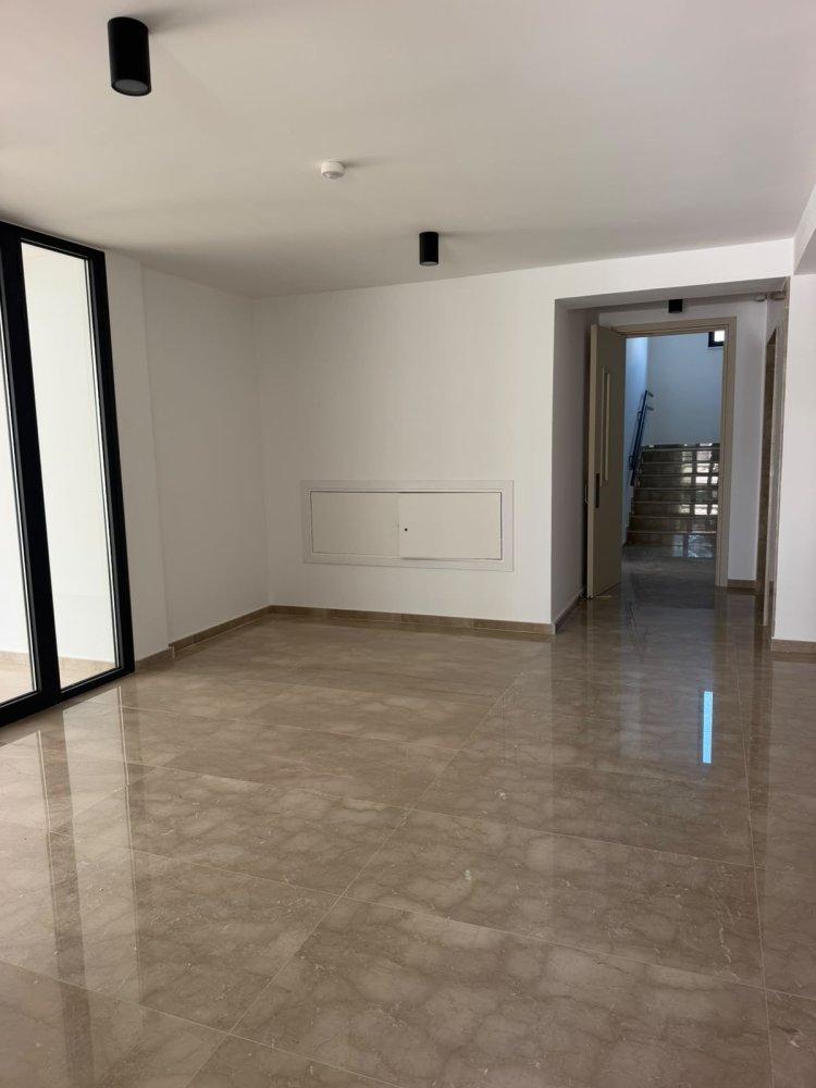 2 bedrooms Apartment in Paphos, Cyprus No. 65198