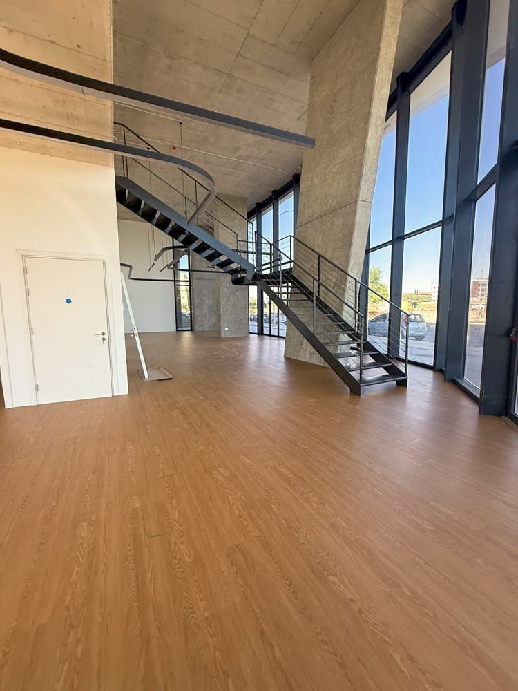 6 rooms Office in Mesa Geitonia, Limassol, Cyprus No. 62366