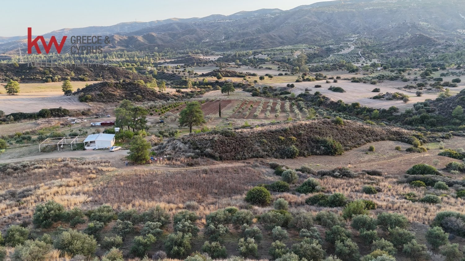 8696m2 Terrain à Pano Lefkara, Larnaka, Chypre No. 56740