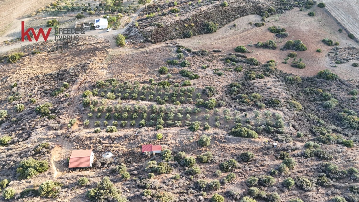 8696m2 Terrain à Pano Lefkara, Larnaka, Chypre No. 56740