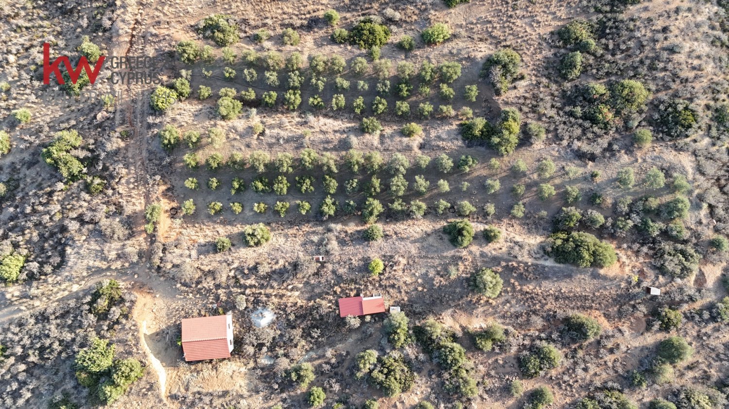 8696m2 Terrain à Pano Lefkara, Larnaka, Chypre No. 56740