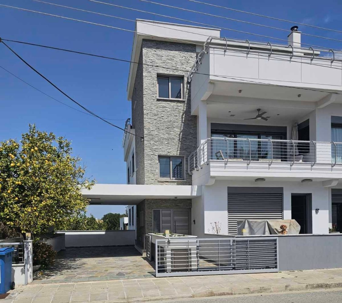 3 bedrooms Apartment in Dali, Nicosia, Cyprus No. 61480