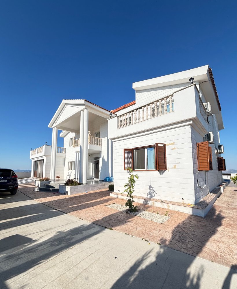 6 bedrooms Villa in Tsada, Paphos, Cyprus No. 61476