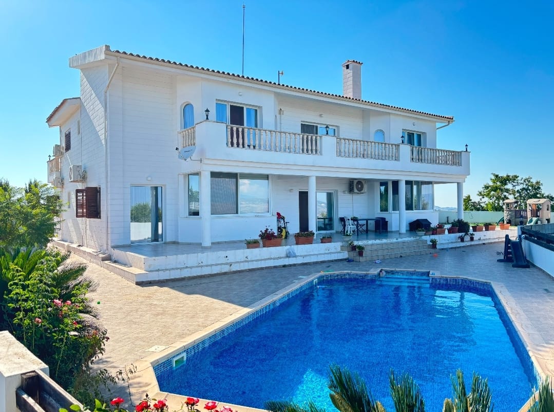 6 bedrooms Villa in Tsada, Paphos, Cyprus No. 61476