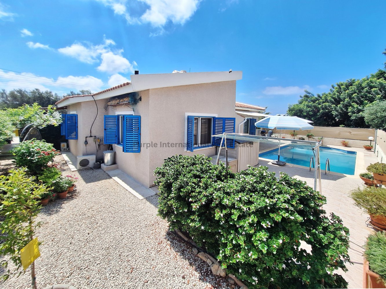 3 dormitorios Bungalow en Kissonerga, Paphos, Chipre No. 58981