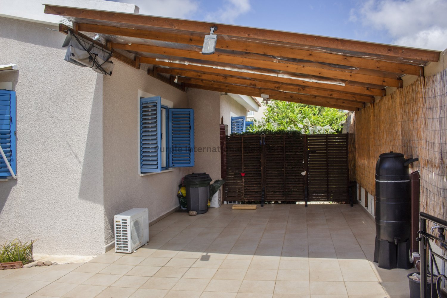 3 dormitorios Bungalow en Kissonerga, Paphos, Chipre No. 58981