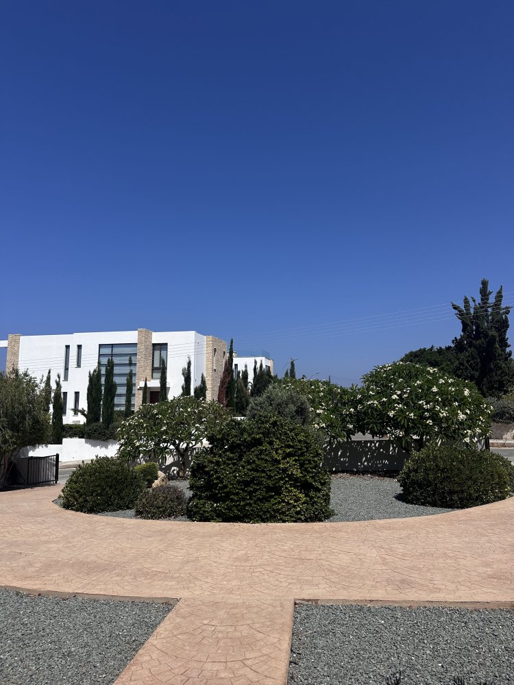 4 bedrooms Villa in Pegeia, Paphos, Cyprus No. 61490