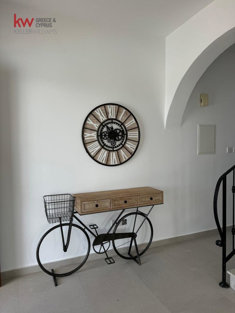 5 bedrooms Villa in Pegeia, Paphos, Cyprus No. 61174