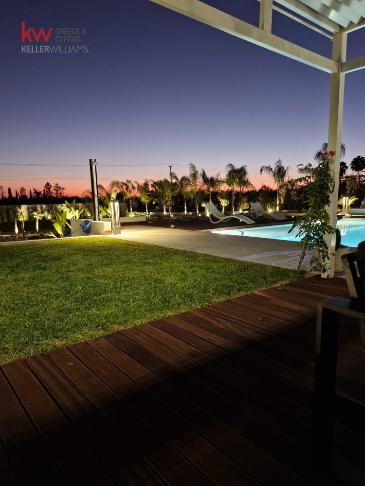 5 bedrooms Villa in Pegeia, Paphos, Cyprus No. 61174