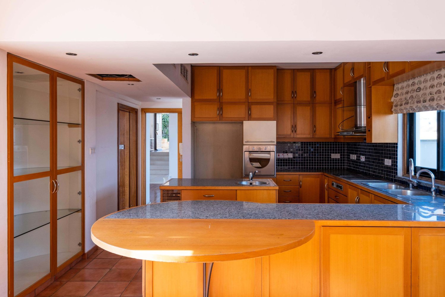 4 bedrooms Villa in Strovolos, Nicosia, Cyprus No. 62019