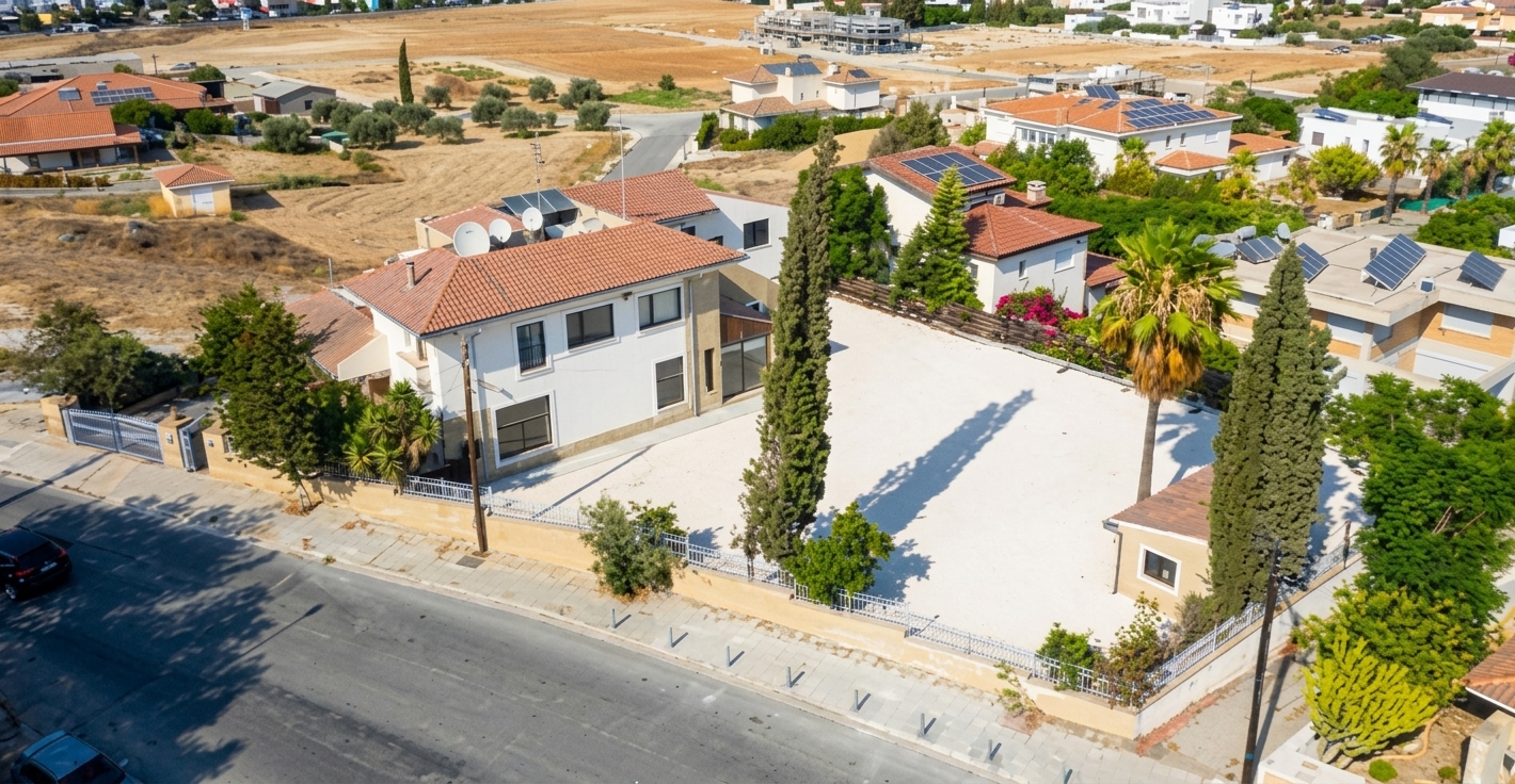 4 bedrooms Villa in Strovolos, Nicosia, Cyprus No. 62019