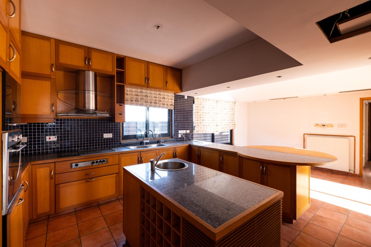 4 bedrooms Villa in Strovolos, Nicosia, Cyprus No. 62019