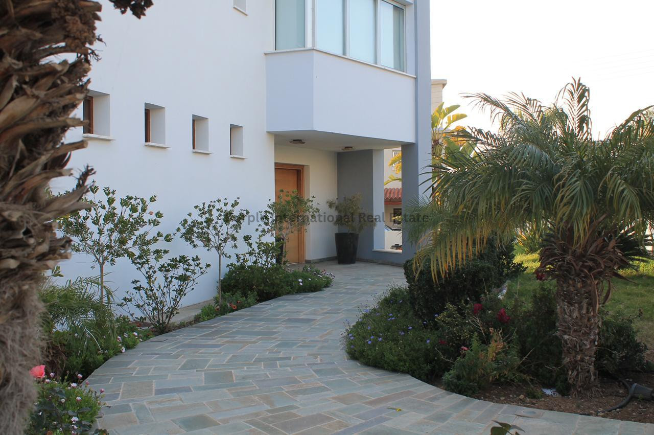 5 bedrooms Villa in Anavargos, Paphos, Cyprus No. 59048