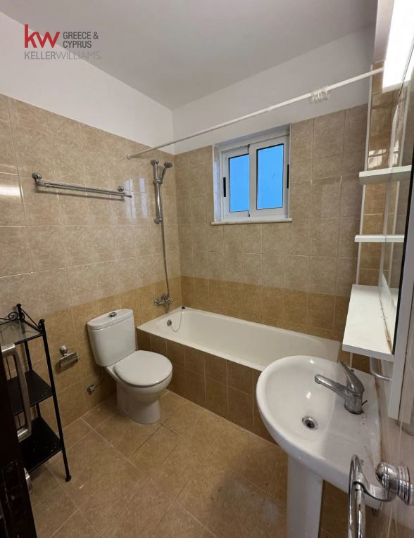 2 bedrooms Apartment in Larnaca, Larnaka, Cyprus No. 50640