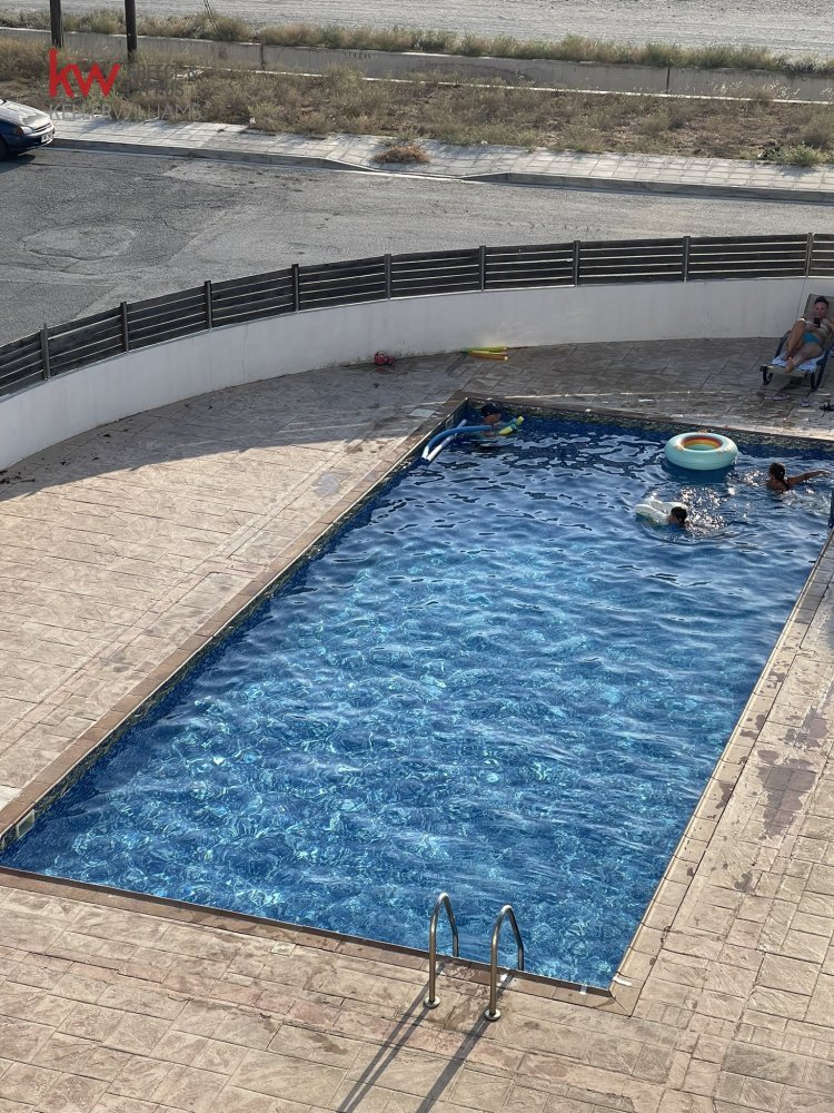 2 bedrooms Apartment in Larnaca, Larnaka, Cyprus No. 50640