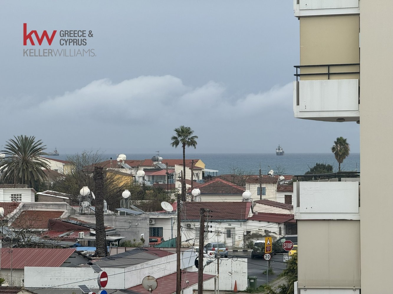 2 bedrooms Apartment in Larnaca, Larnaka, Cyprus No. 50640