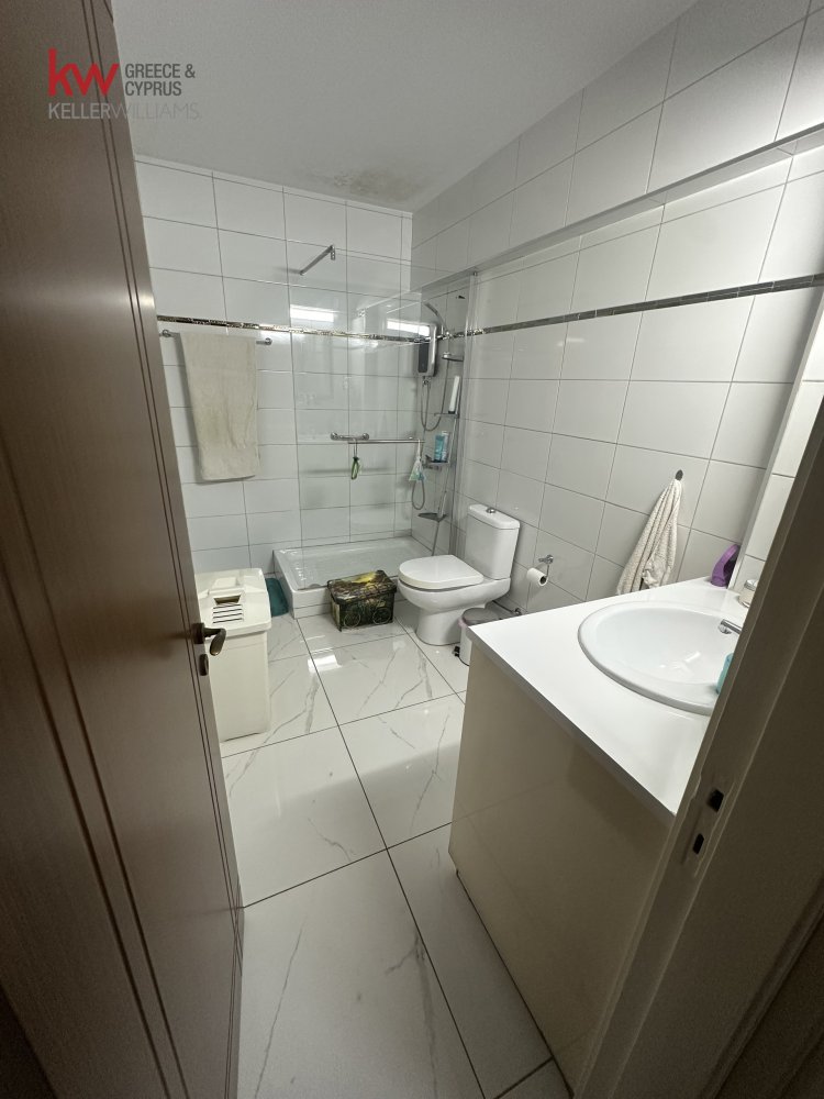 Квартира с 2 спальнями в Ларнака, Кипр № 40009