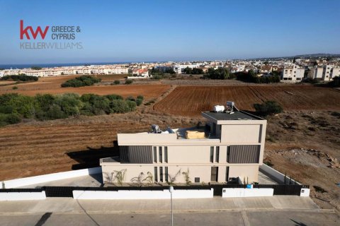 2 bedrooms Apartment in Paralimni, Ammochostos, Cyprus No. 40636