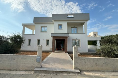 4 bedrooms Villa in Empa, Paphos, Cyprus No. 61732