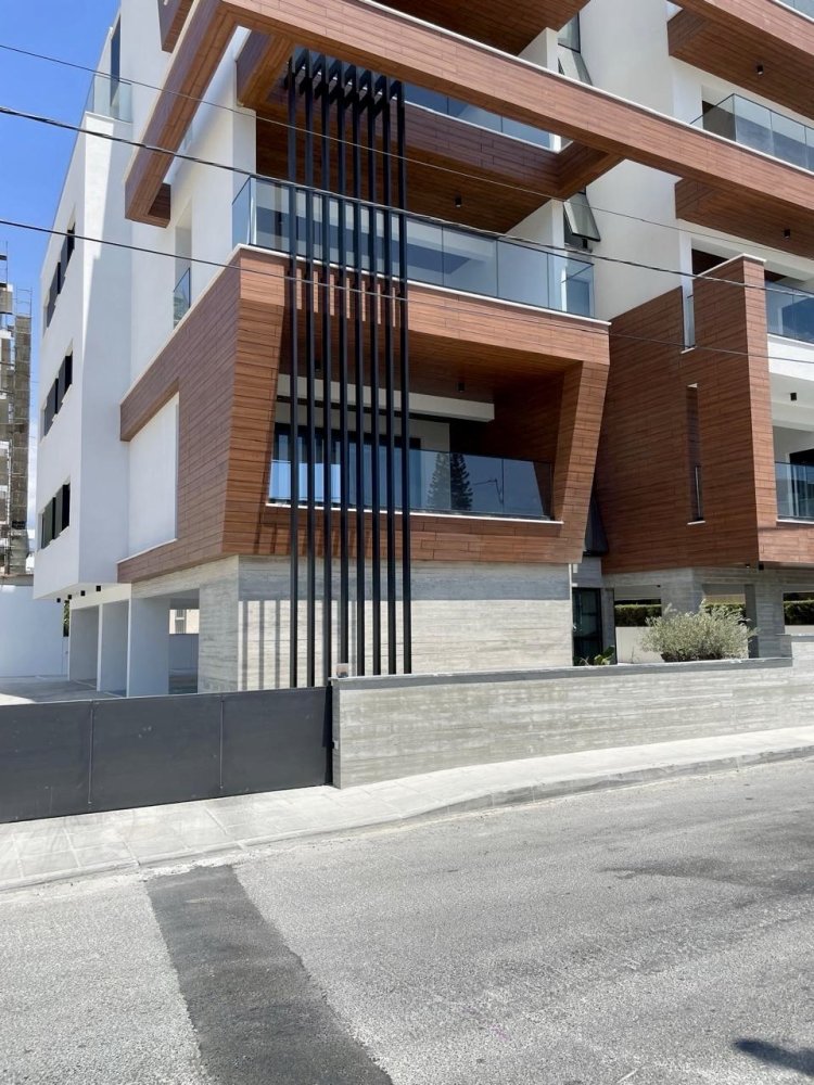2 bedrooms Apartment in Limassol, Cyprus No. 62341