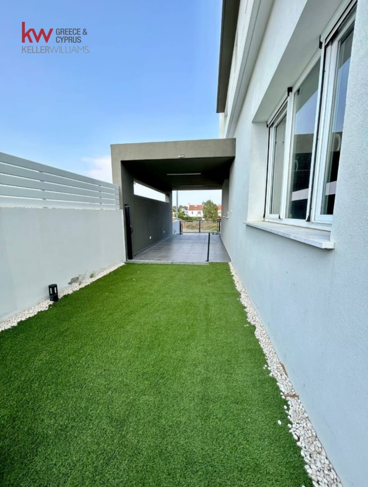 3 bedrooms Villa in Aradippou, Larnaka, Cyprus No. 40430
