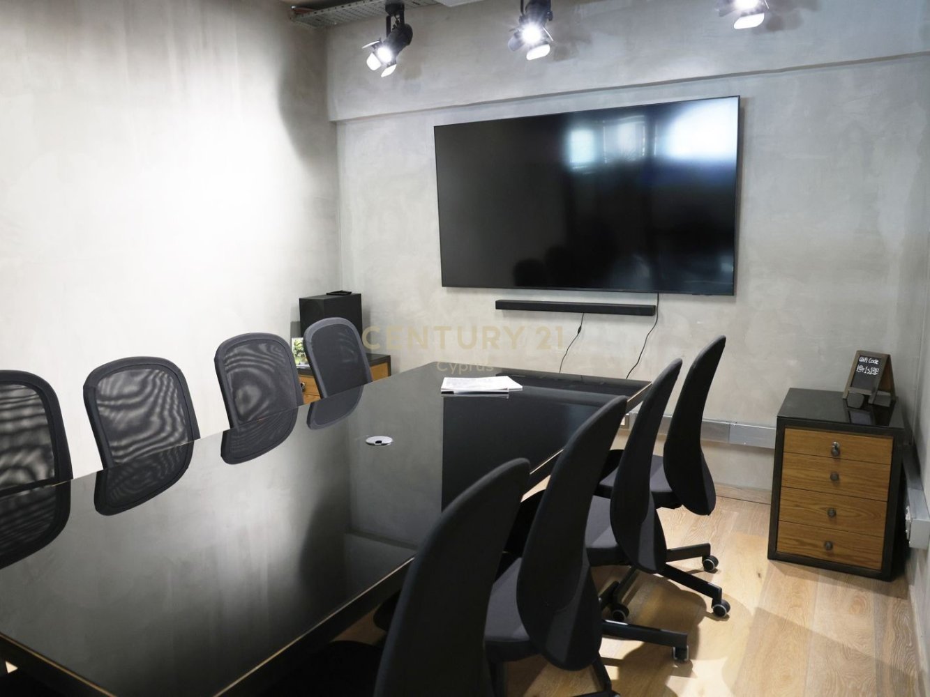300m2 Oficina en Limassol, Chipre No. 58876