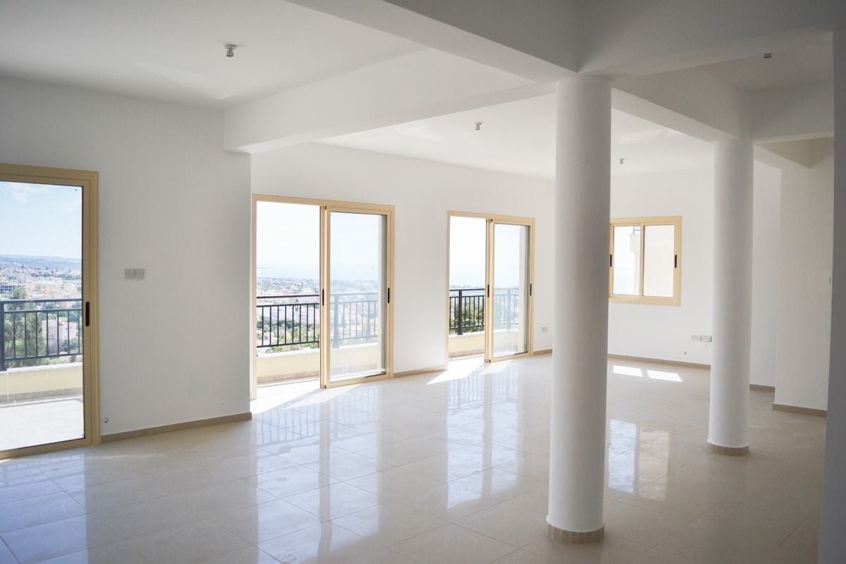 4 bedrooms Villa in Pegeia, Paphos, Cyprus No. 60355