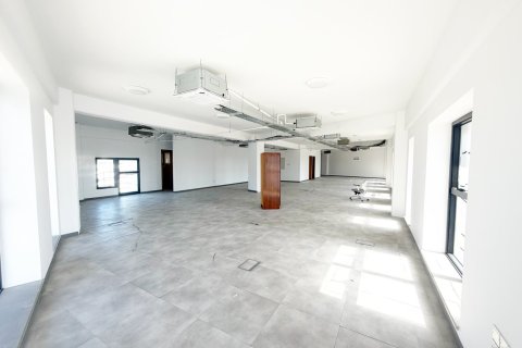 Коммерческая недвижимость 300м2 в Гермасойя, Лимасол, Кипр № 62123
