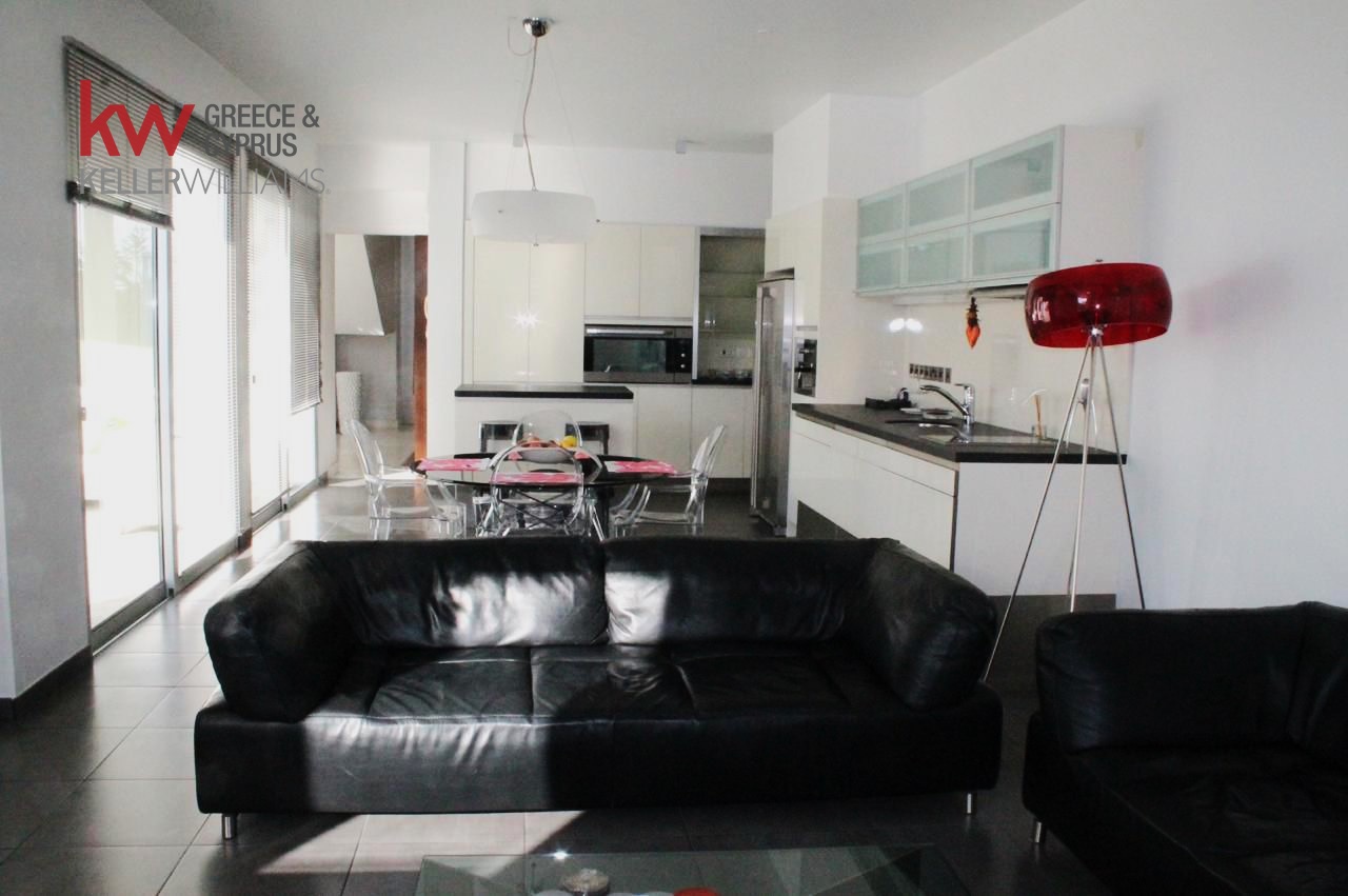 5 bedrooms Villa in Paphos, Cyprus No. 60707