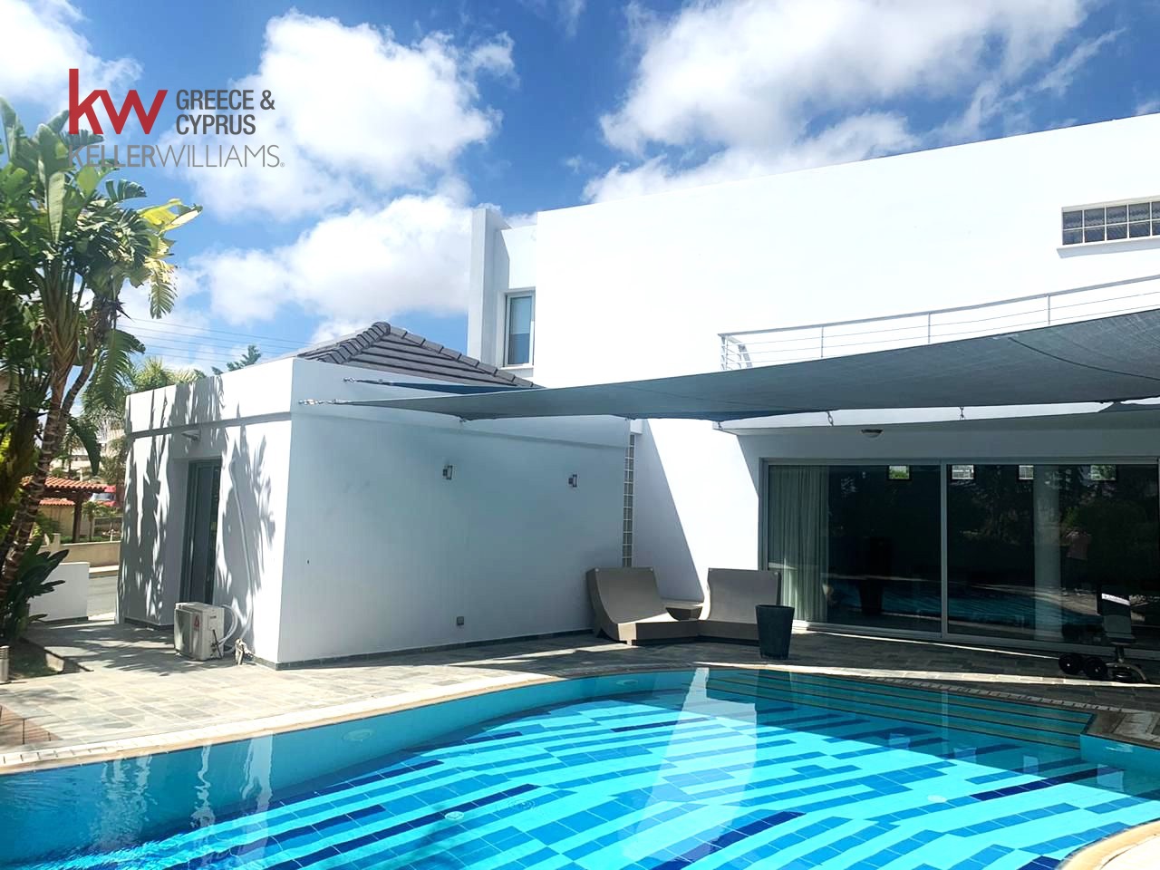 5 bedrooms Villa in Paphos, Cyprus No. 60707