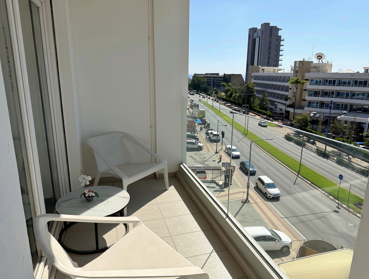 1 bedroom Apartment in Agios Tychonas, Limassol, Cyprus No. 62118