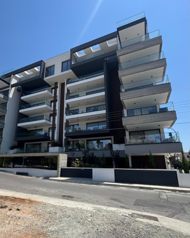 3 dormitorios Apartamento en Limassol, Chipre No. 61576