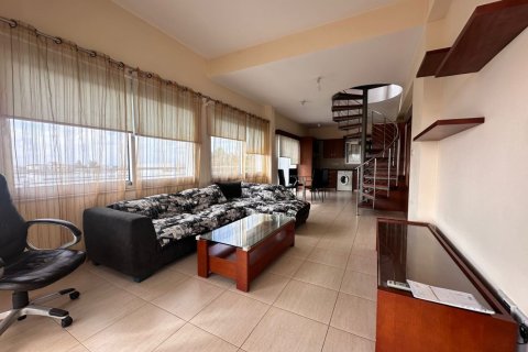 Квартира с 3 спальнями в Пафос, Кипр № 61034