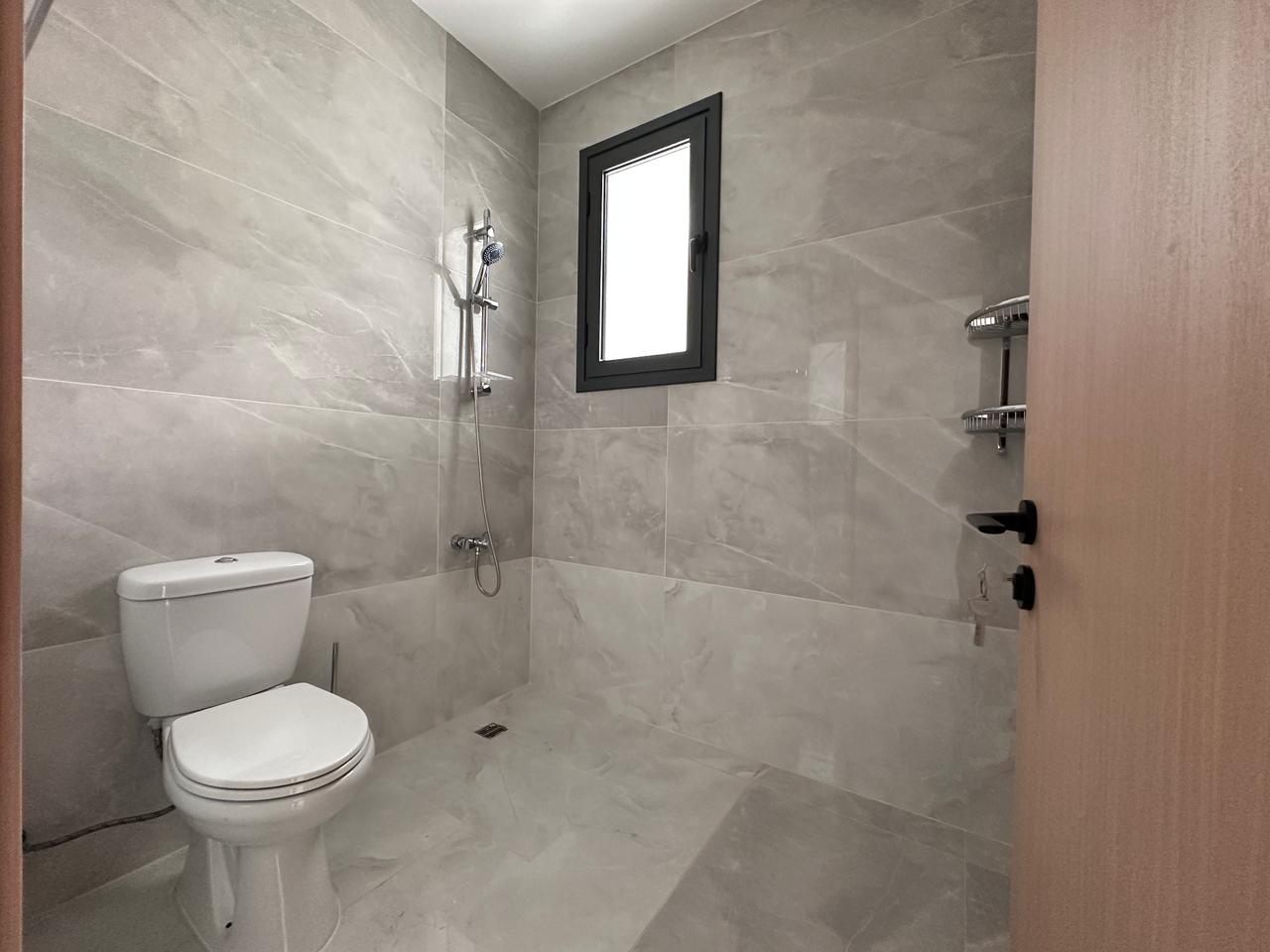 3 bedrooms Apartment in Paphos, Cyprus No. 61038
